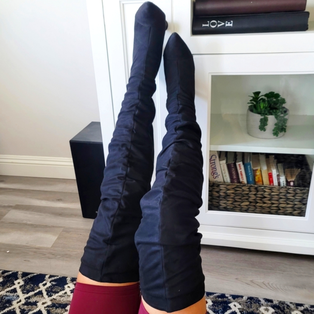Slouchy black Boots Over Knee - Picture 3 of 7
